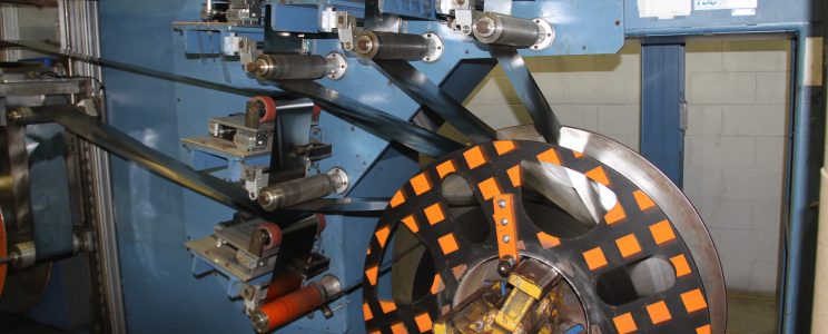 Brazing foil conveyor